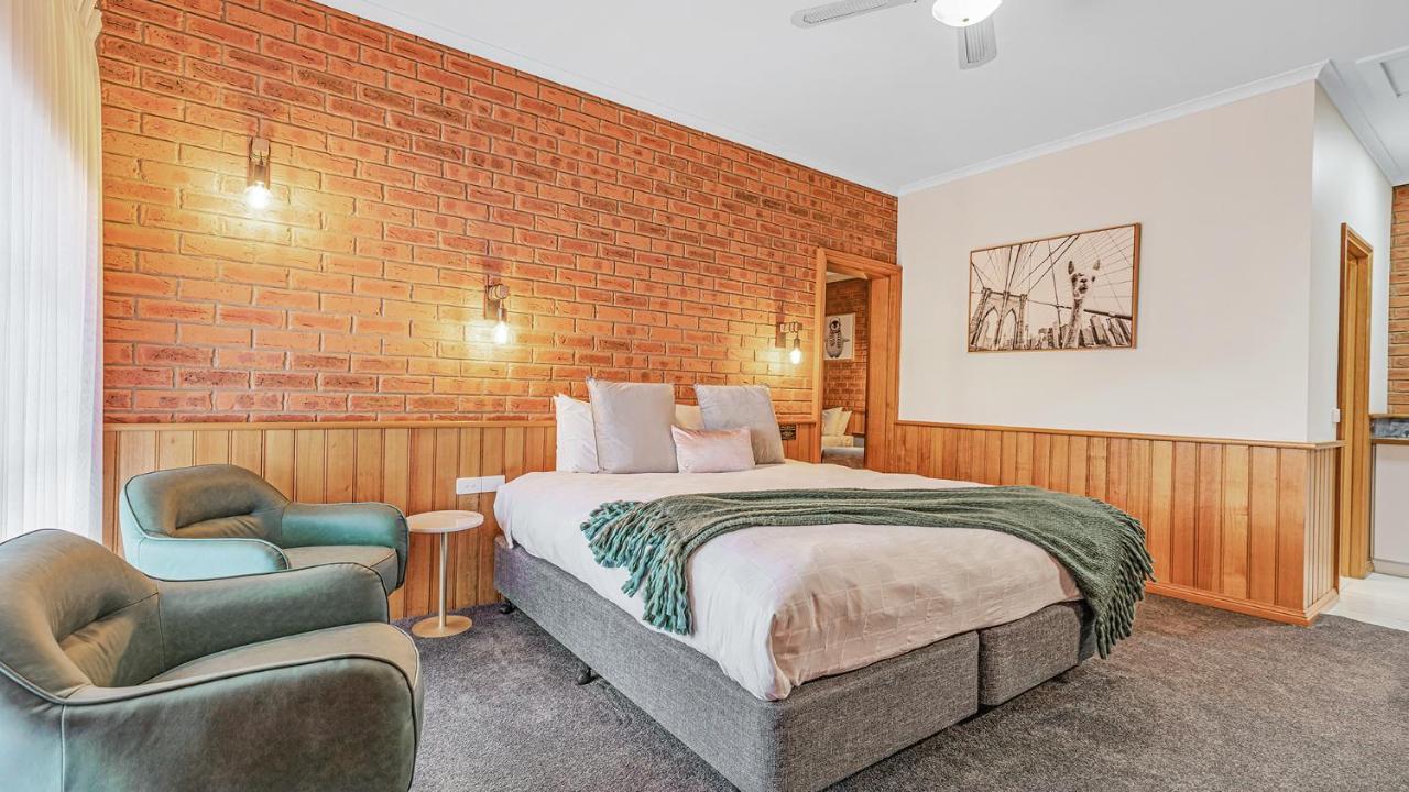 Golden River Motor Inn Moama Eksteriør billede