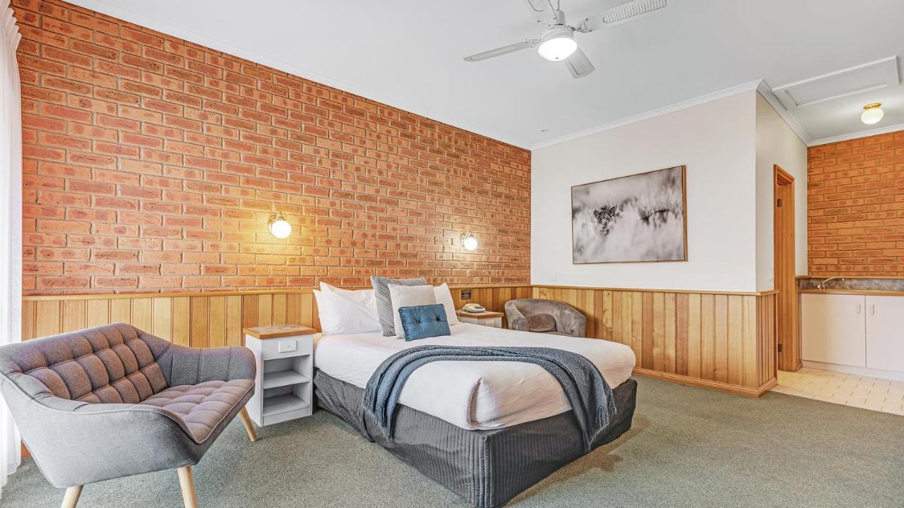 Golden River Motor Inn Moama Eksteriør billede