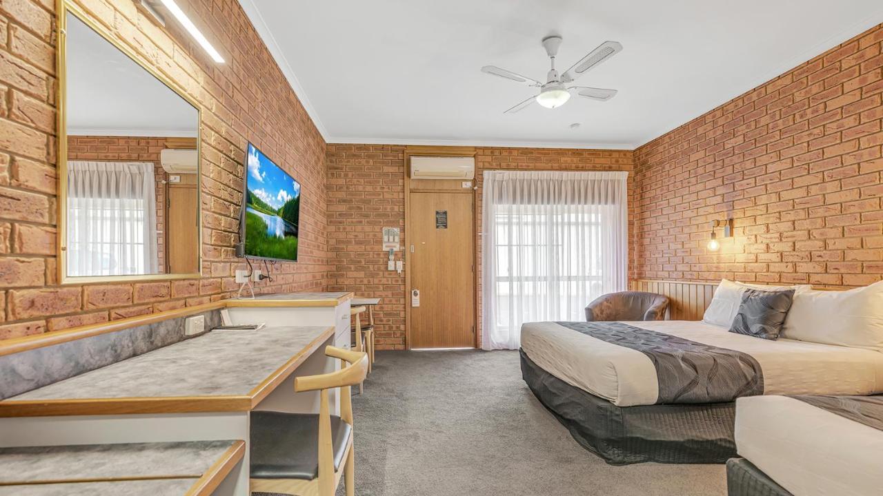 Golden River Motor Inn Moama Eksteriør billede