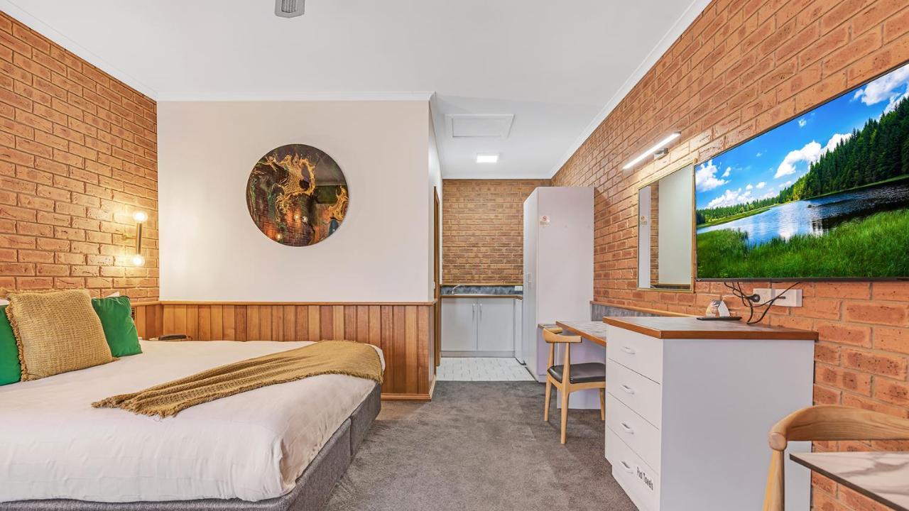 Golden River Motor Inn Moama Eksteriør billede