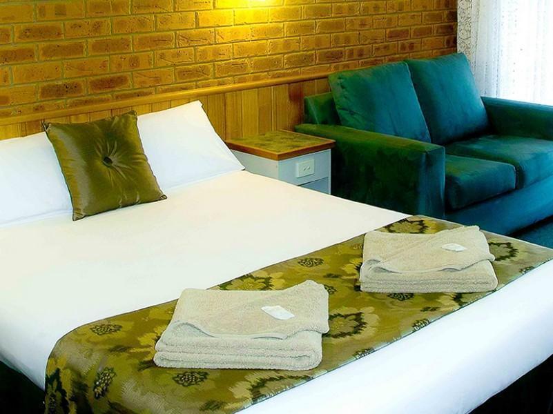 Golden River Motor Inn Moama Eksteriør billede