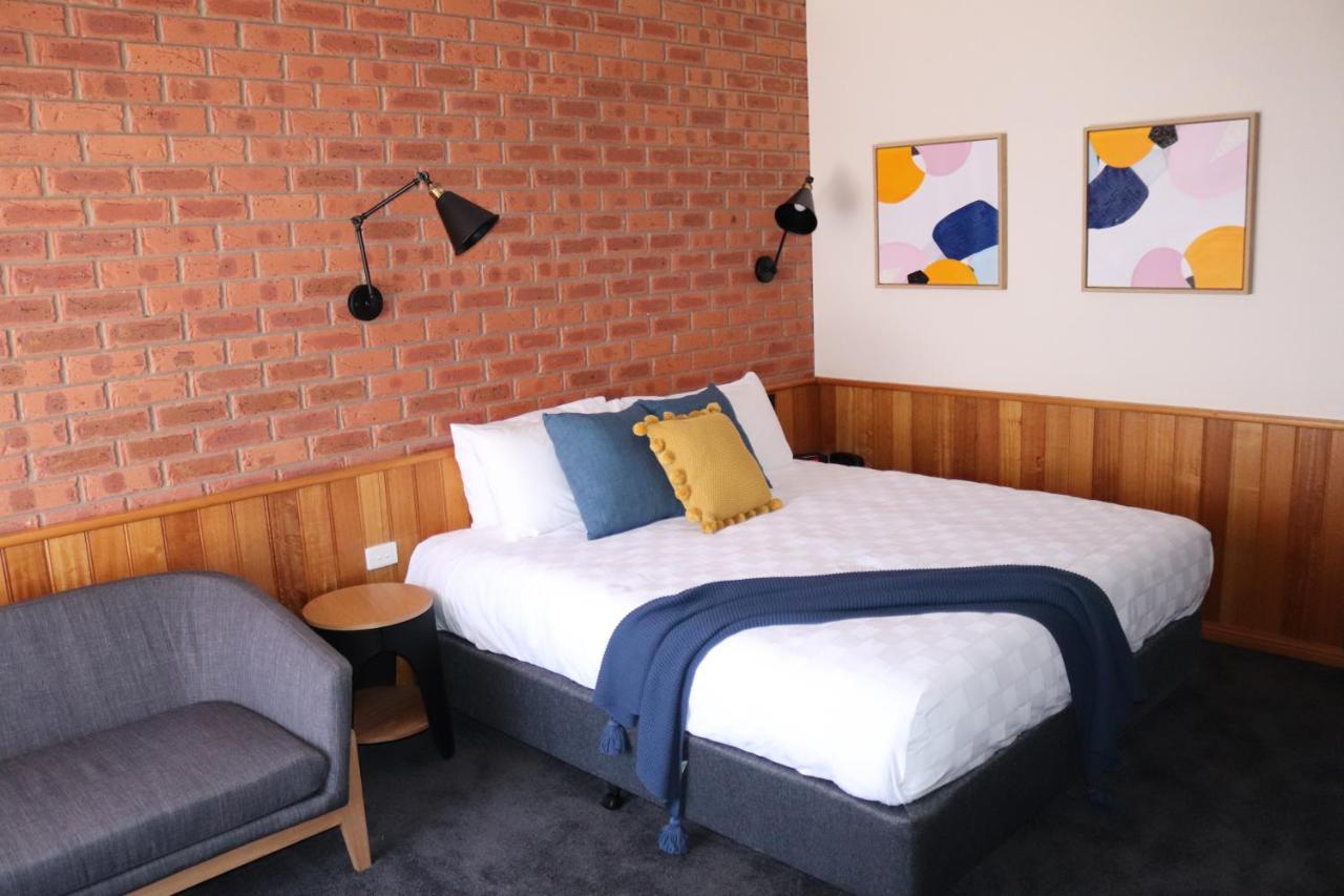 Golden River Motor Inn Moama Eksteriør billede